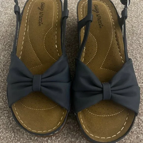 NWOT Easy Street Women's Jupiter Comfort Buckle Slingback Sandals navy size 8.5 - Picture 3 of 6